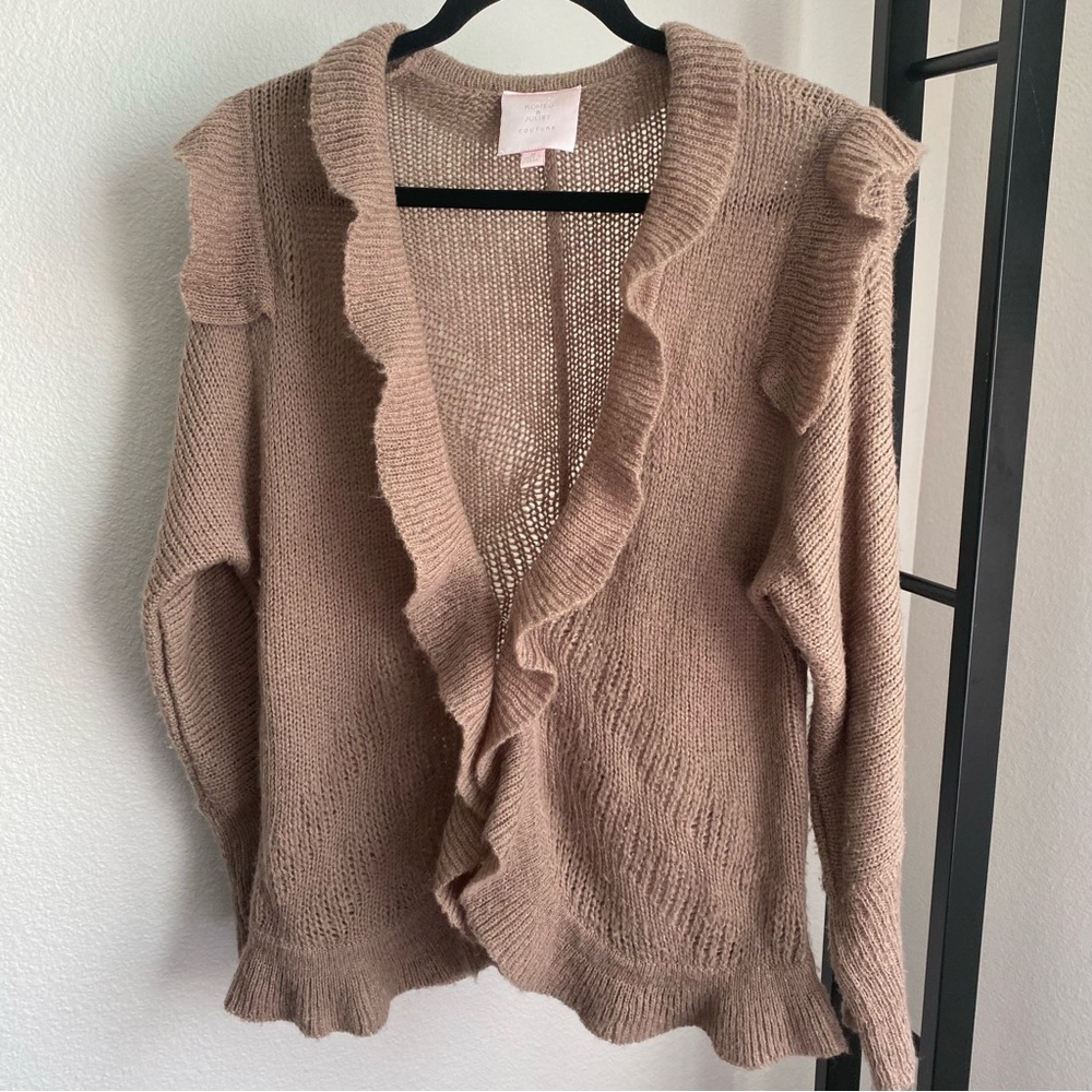 Romeo‎ + Juliet Couture Beige Open Front Ruffle Cardigan Sweater Loose Knit